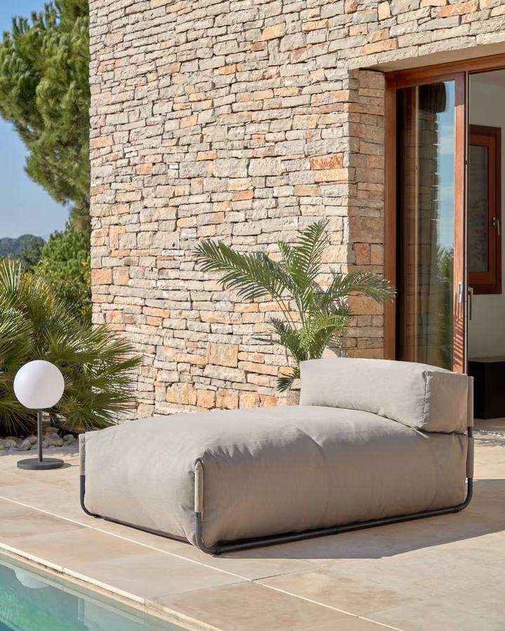 Square chaise longue pouffe with backrest in green with black aluminium, 165 x 1